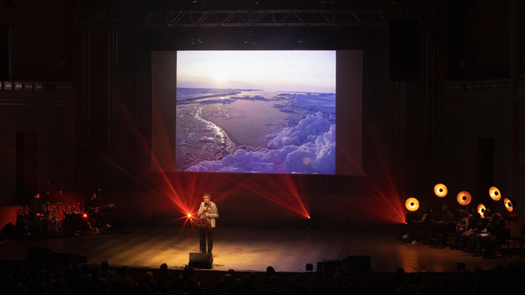 Alain Hubert presents at the “Live Magazine for kids 2022”