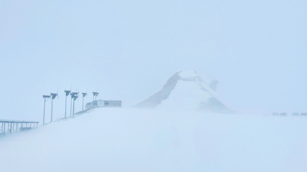 Bad Weather Arrives at PEA