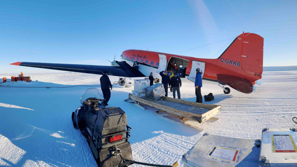 BELARE 2022-23 Underway at the Princess Elisabeth Antarctica