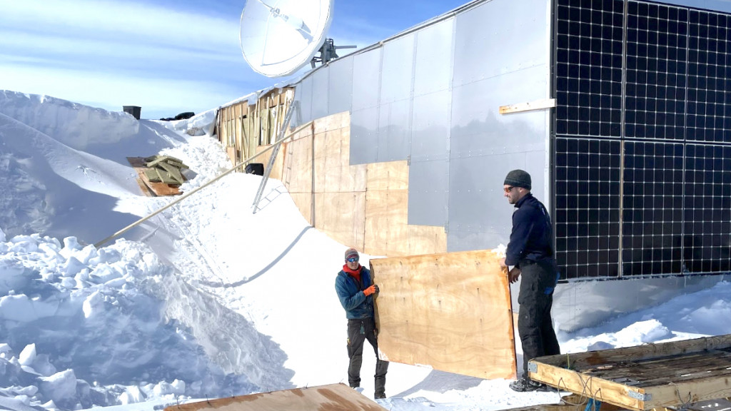 Unusually Warm Weather Hits PEA while the Team Gets to Work
